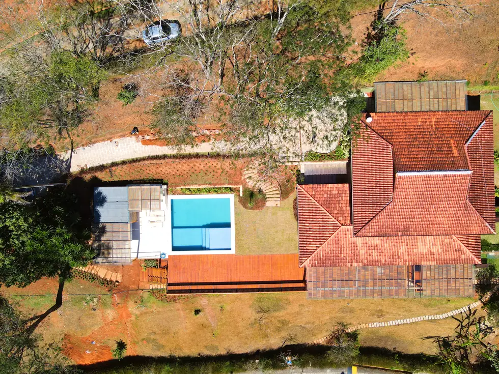 Casa e área de lazer — vista aérea — NS Engenharia