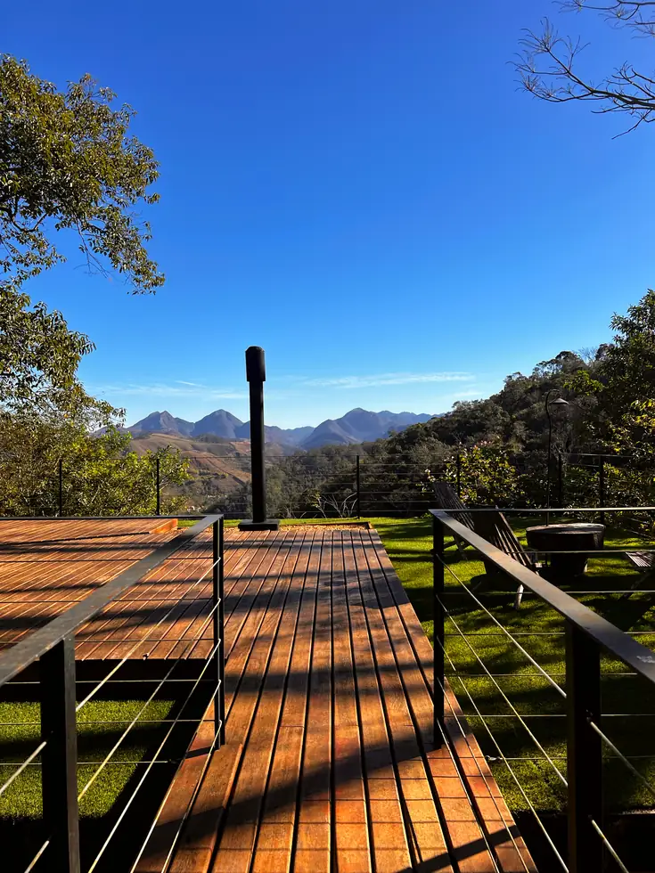 Deck com vista para a serra — NS Engenharia